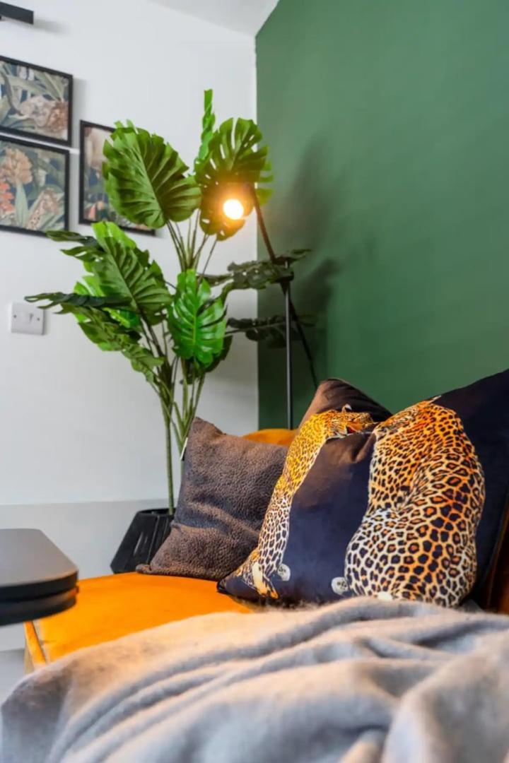 Stylish Cardiff City Apartment מראה חיצוני תמונה